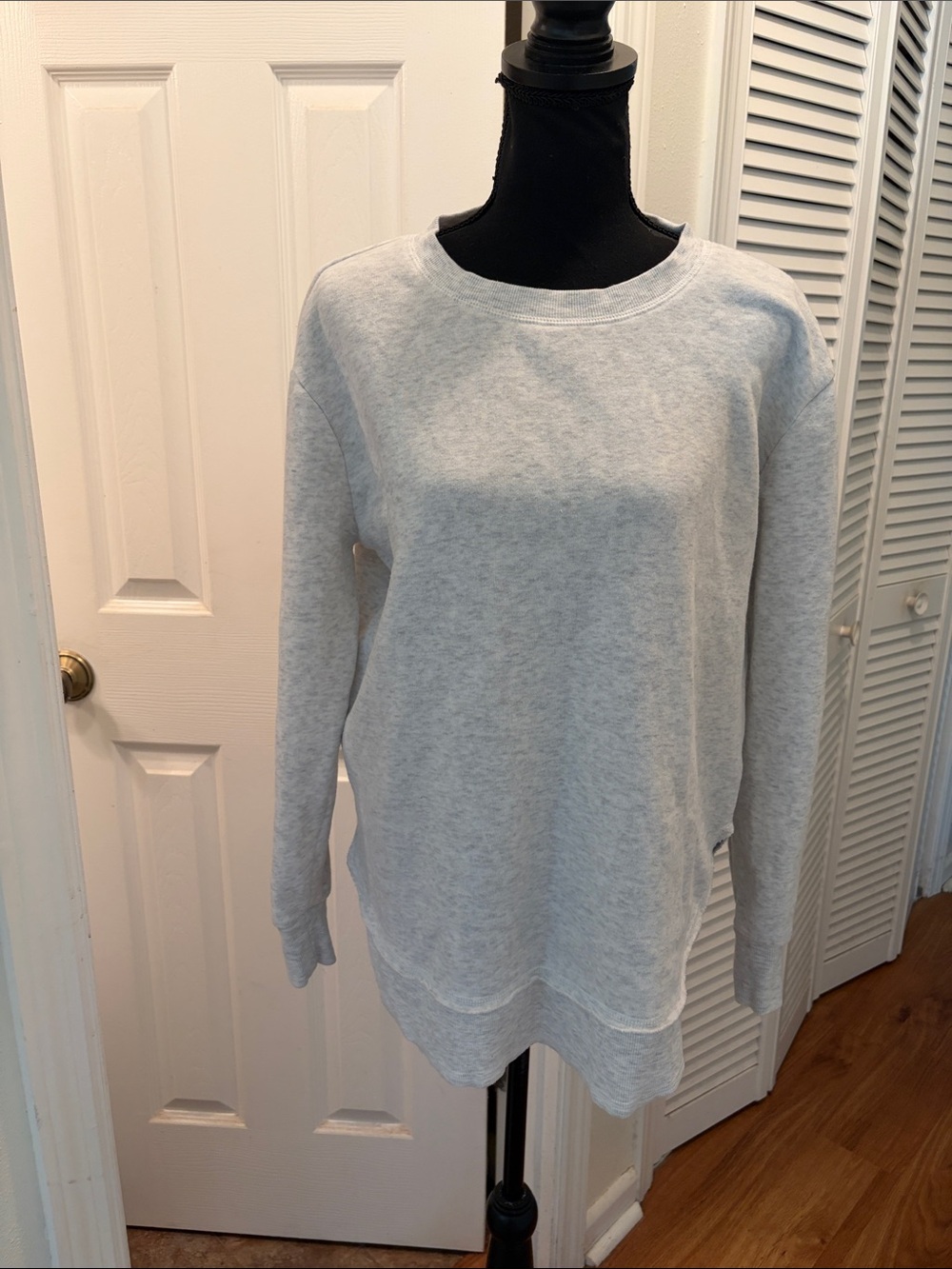 Ocean Drive Light Gray Women's Crewneck Sweatshirt
